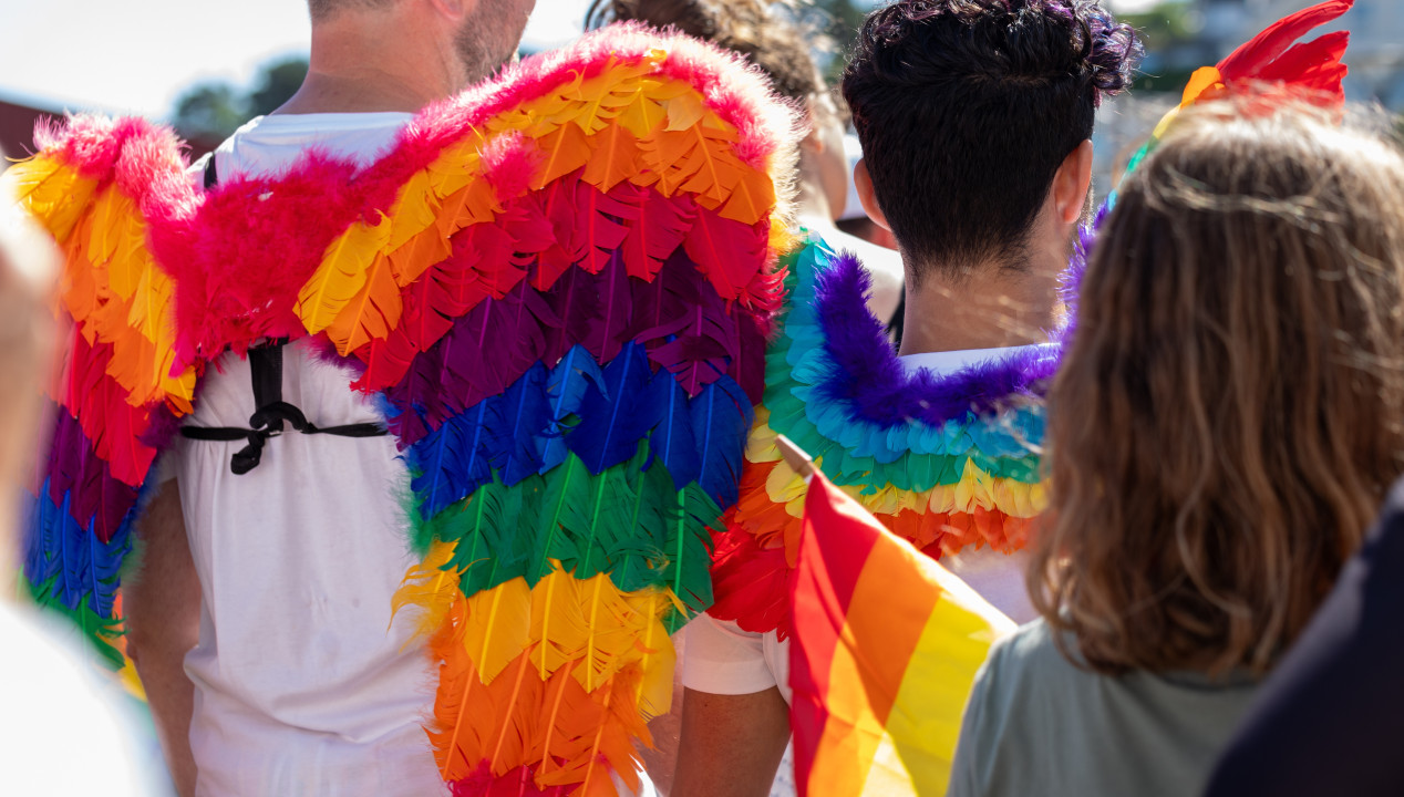 LGBTQ+ männliche Engel