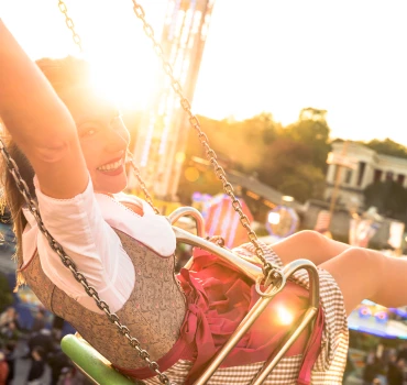 Busen, Bier und Brezn: Erotisches rund um das Oktoberfest, Artikelbild