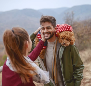 Flirtfaktor Hund(ert) – wie gut wirkt der Vierbeiner als Eisbrecher beim Flirt auf der Straße?, Artikelbild