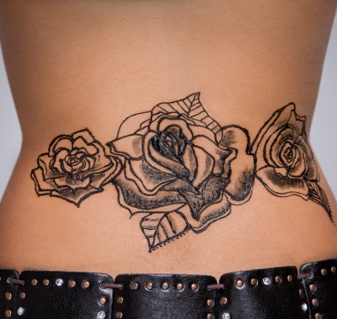 Arschgeweih (Lower Back Tattoo), Artikelbild